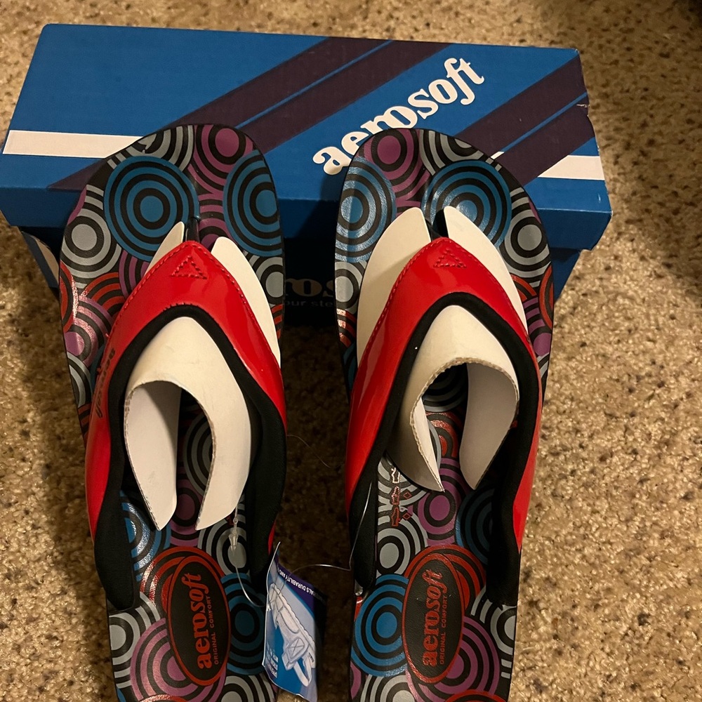 Brand New Never Worn . Women’s Size 10 Red Aerosoft Flip Flops